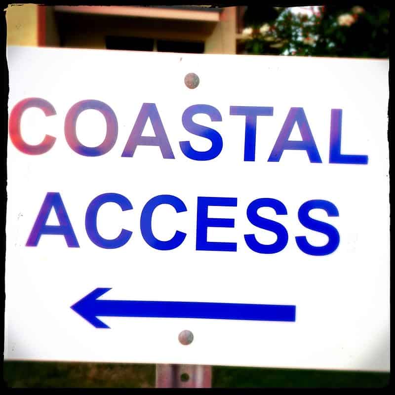 coastal access arrow sign