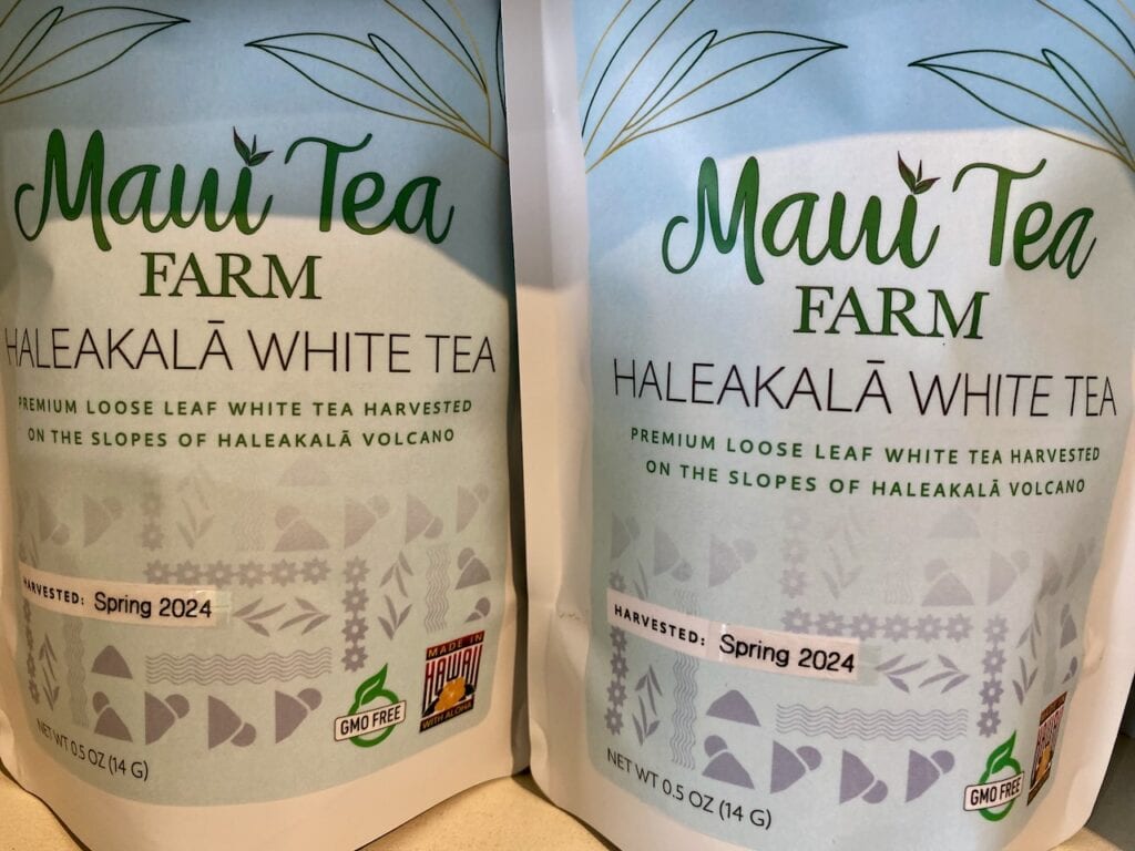 maui white tea teddy bacon burger